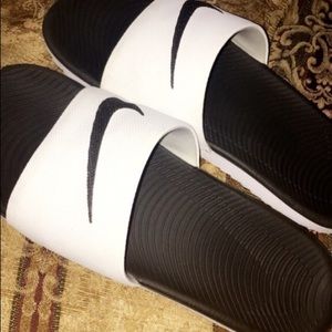 Nike slides